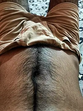 Snapshot of cocktony chatting on 5, 11, 2025 cocktony online show from 5, 11, 2025