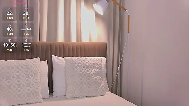 HitomiAoki online show from 20, 2, 2025