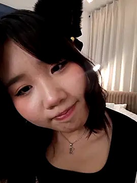 HitomiAoki online show from 22, 2, 2025