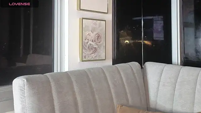 Snapshot of Ivanna_West chatting on 17, 4, 2026 Ivanna West online show from 17, 4, 2026