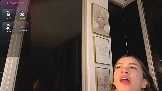 Snapshot of Ivanna_West chatting on 5, 5, 2026 Ivanna West online show from 5, 5, 2026