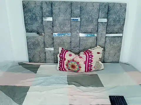 Snapshot of cherry_crushx chatting on 14, 2, 2026 cherry crushx online show from 14, 2, 2026