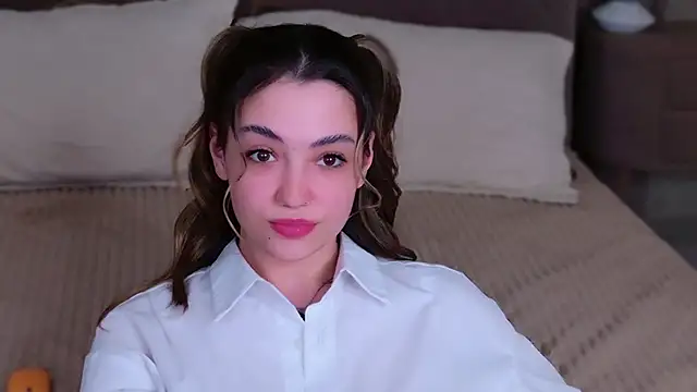 Alice Deleon online show from 22, 2, 2025