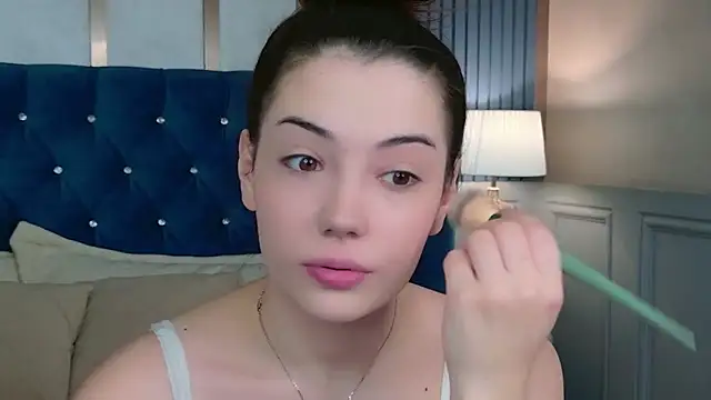 Alice Deleon online show from 19, 4, 2026