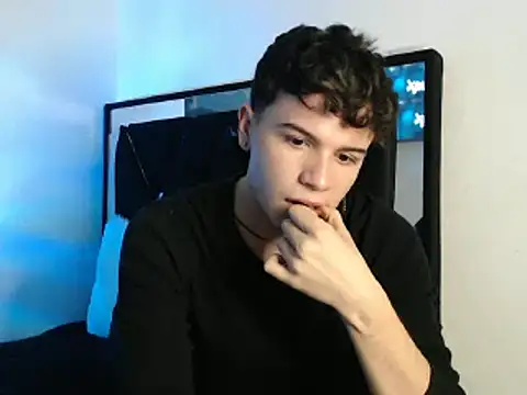 Snapshot of Smith_boy_25 chatting on 15, 3, 2025 Smith boy 25 online show from 15, 3, 2025