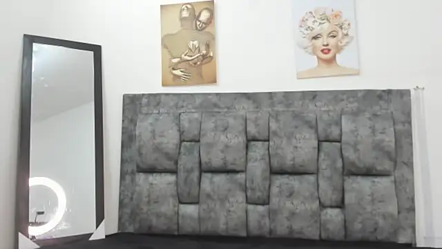 Chloe diamondss online show from 18, 3, 2025