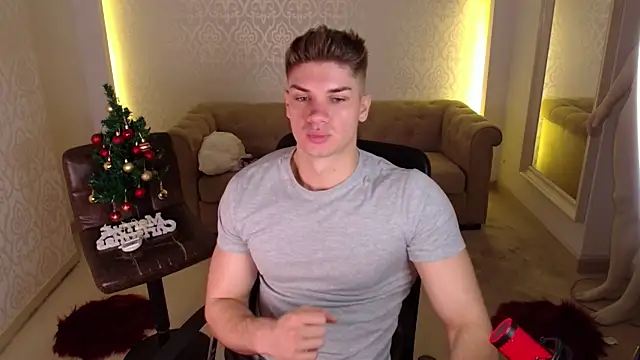 MaxKaiden online show from 3, 12, 2025