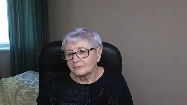 Sandra Snowflake online show from 17, 2, 2025