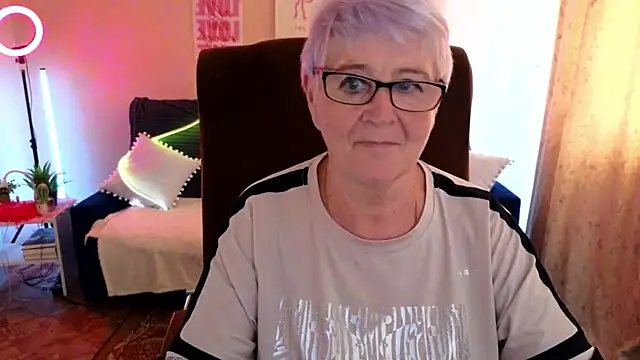 Sandra Snowflake online show from 17, 6, 2026