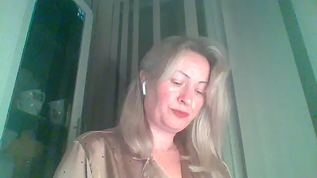Snapshot of Mary888x chatting on 22, 2, 2025 Mary888x online show from 22, 2, 2025