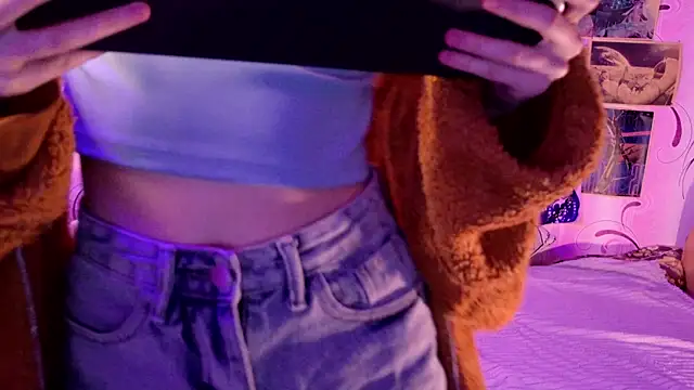 aishiro online show from 29, 4, 2026