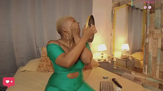 DashaSousaa online show from 17, 3, 2026