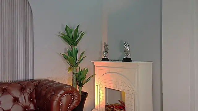 Snapshot of katia_foxxx_ chatting on 1, 7, 2026 katia foxxx online show from 1, 7, 2026