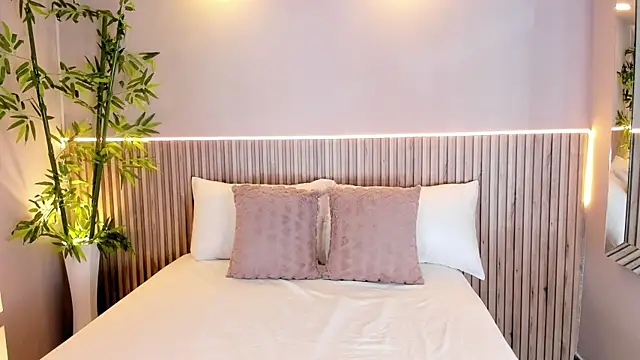 GeorginaReyes online show from 19, 3, 2025