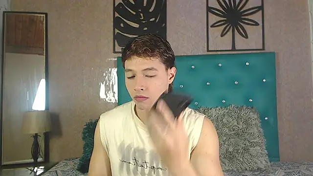 LiamAndrewzz online show from 9, 9, 2025