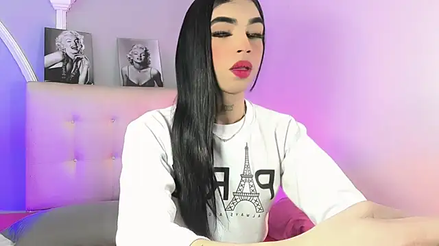 Snapshot of Brytany_TiffanySX chatting on 2, 3, 2025 Brytany TiffanySX online show from 2, 3, 2025