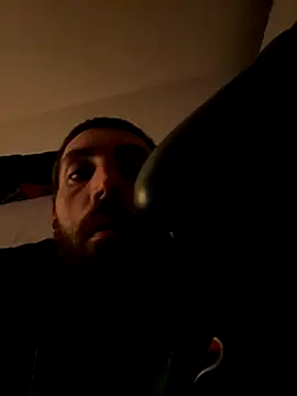 Snapshot of QueenM3 chatting on 9, 10, 2025 QueenM3 online show from 9, 10, 2025