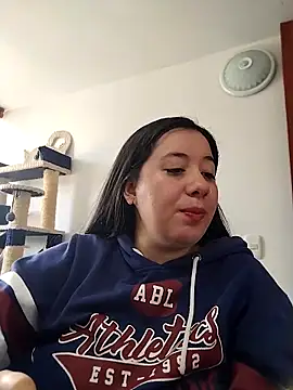 Snapshot of sweetie__annieee chatting on 11, 9, 2025 sweetie annieee online show from 11, 9, 2025