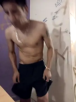 Snapshot of LeonRoots chatting on 1, 2, 2026 LeonRoots online show from 1, 2, 2026