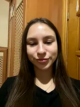 PaigePrado online show from 9, 10, 2025