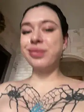 AlishaPrettyBlade online show from 5, 3, 2025