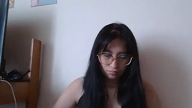 Snapshot of Arielle_lov chatting on 15, 1, 2026 Arielle lov online show from 15, 1, 2026