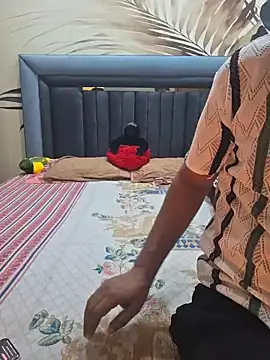 RealcoupleP online show from 11, 2, 2026