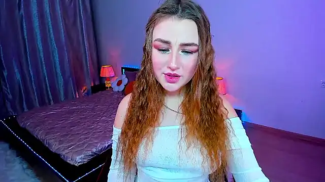 Snapshot of Sofia_beautifuul chatting on 20, 11, 2025 Sofia beautifuul online show from 20, 11, 2025