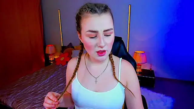 Snapshot of Sofia_beautifuul chatting on 5, 2, 2026 Sofia beautifuul online show from 5, 2, 2026