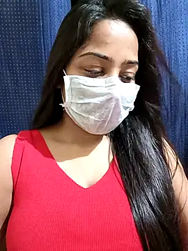 COZY ROZI online show from 9, 3, 2025