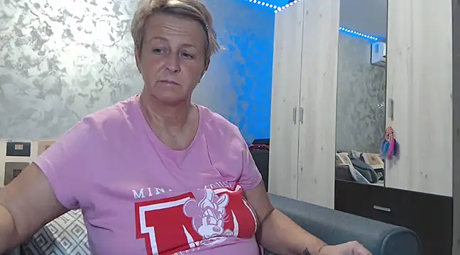 RosesandLillies online show from 21, 12, 2024