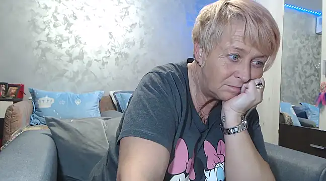 RosesandLillies online show from 12, 1, 2025