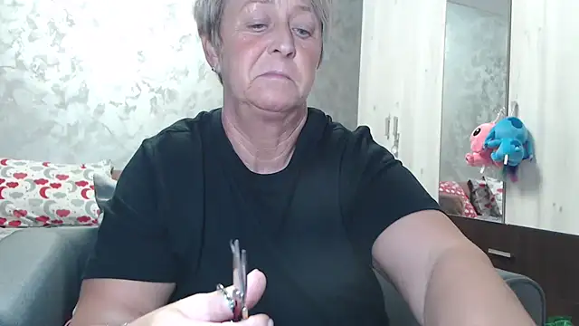 RosesandLillies online show from 18, 12, 2025