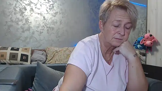 RosesandLillies online show from 10, 2, 2026