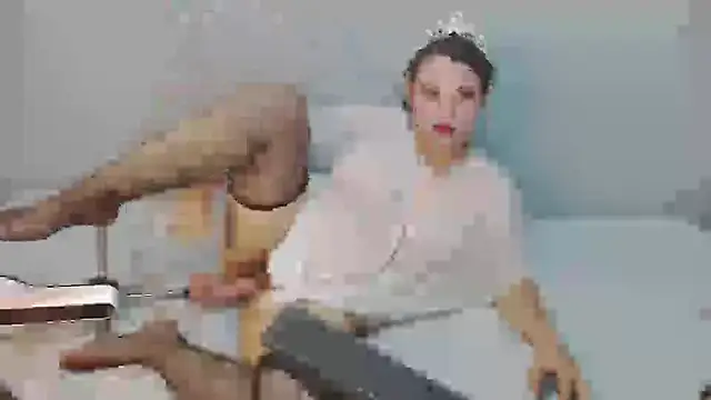 kattyloveless online show from 8, 10, 2025