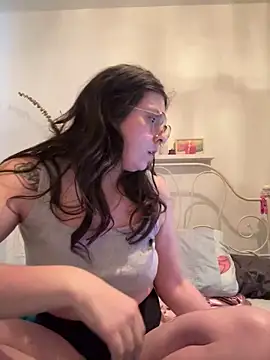 Rosiee69  online show from 5, 3, 2025