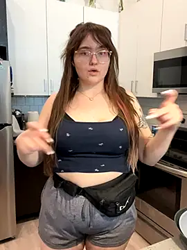 Snickerdoodles69 online show from 5, 1, 2026