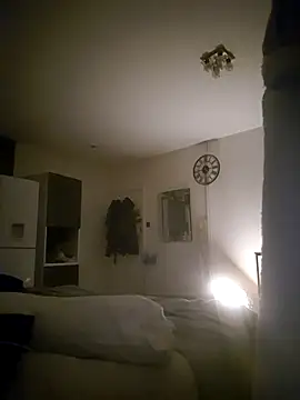 Mrnutella online show from 25, 2, 2025