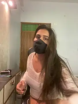 Sexy Madhuri Bhabhi online show from 3, 3, 2025