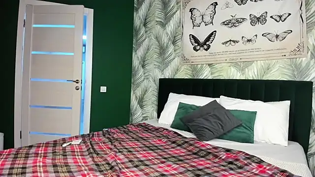 boozekirs  online show from 24, 11, 2025