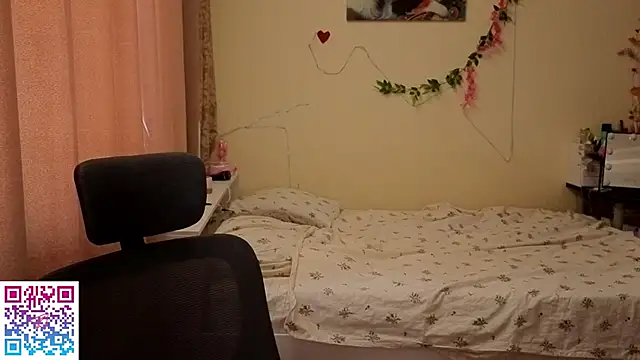 Snapshot of boozekirs_ chatting on 18, 5, 2026 boozekirs online show from 18, 5, 2026
