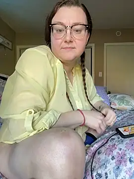 HTXBELLE online show from 20, 3, 2025