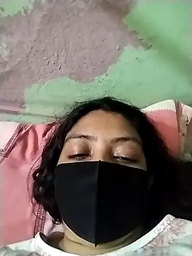 Snapshot of cuteangel9999 chatting on 12, 10, 2025 cuteangel9999 online show from 12, 10, 2025