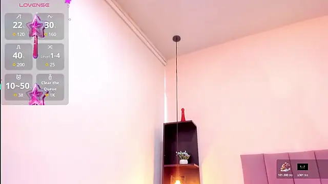 Snapshot of candy_rogeers chatting on 27, 11, 2025 candy rogeers online show from 27, 11, 2025