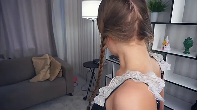 QuennaCoote online show from 19, 11, 2025