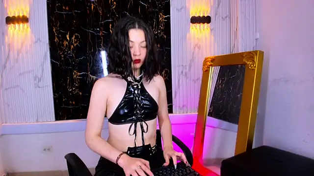 Snapshot of Guxplo_ chatting on 20, 3, 2025 Guxplo  online show from 20, 3, 2025