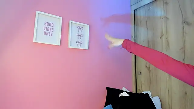 TANIA 06 online show from 18, 4, 2026