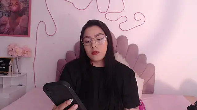 emily-777 online show from 8, 9, 2025