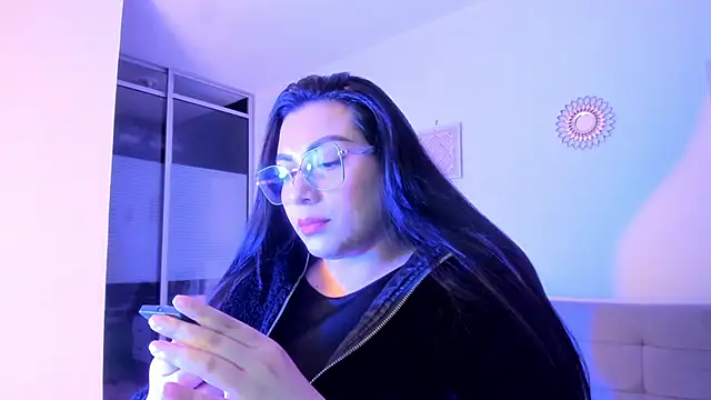 emily-777 online show from 16, 12, 2025