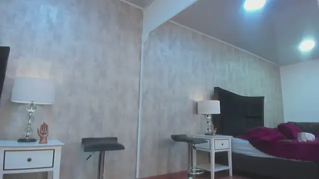 NahomyCarther online show from 20, 11, 2025